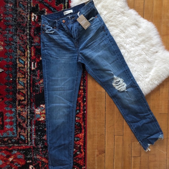 Madewell Denim - Madewell- The Perfect Summer Jean (25- Tags On)
